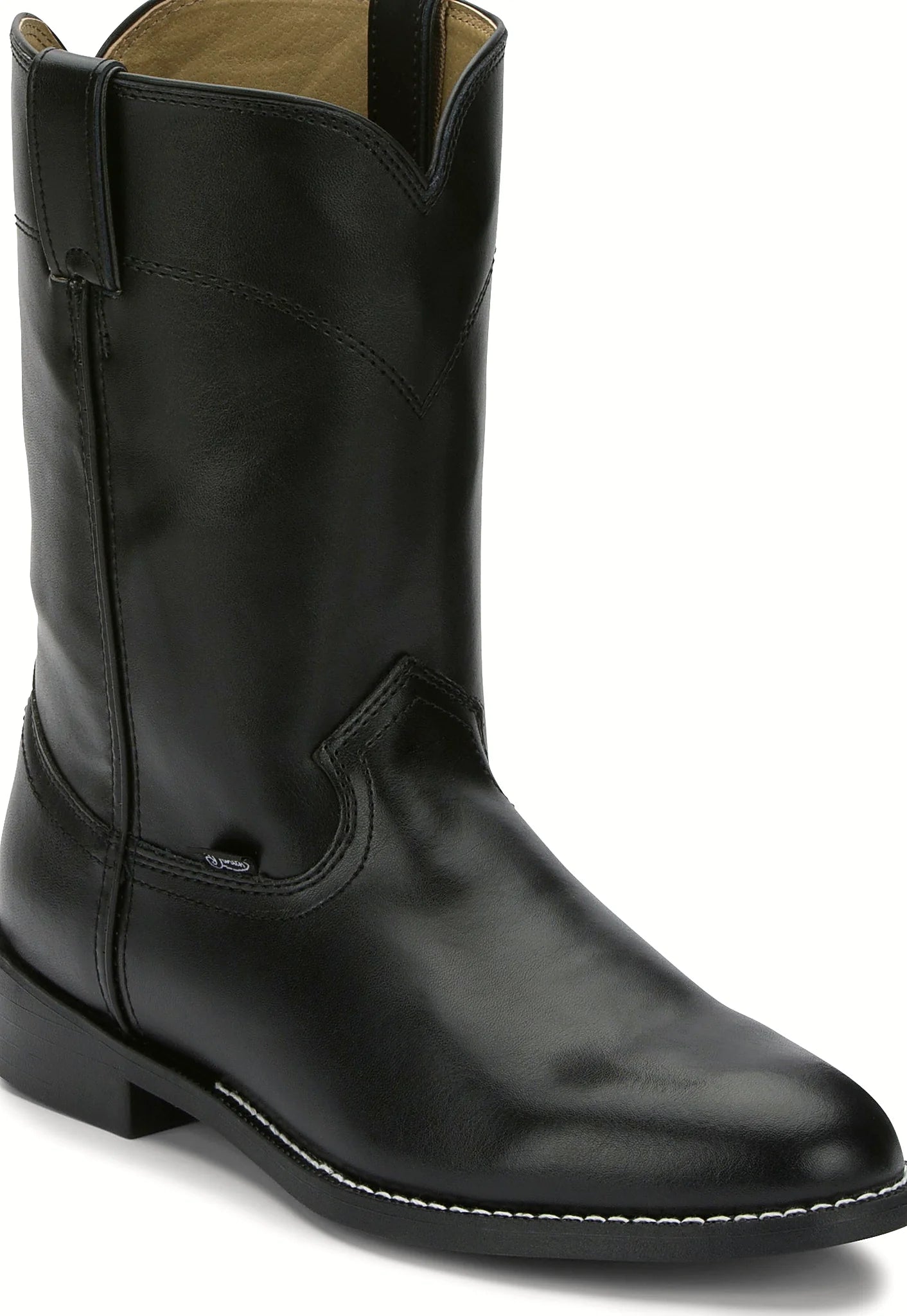 Round toe roper with a cushioned insole