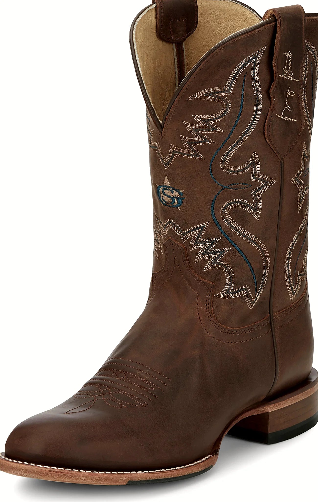 Round toe boot with a walking block heel