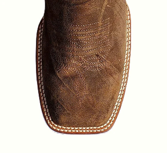 Pull-on western boot with a broad square front