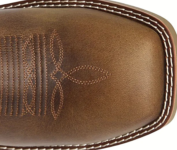 Square toe boot with a waterproof mesh lining