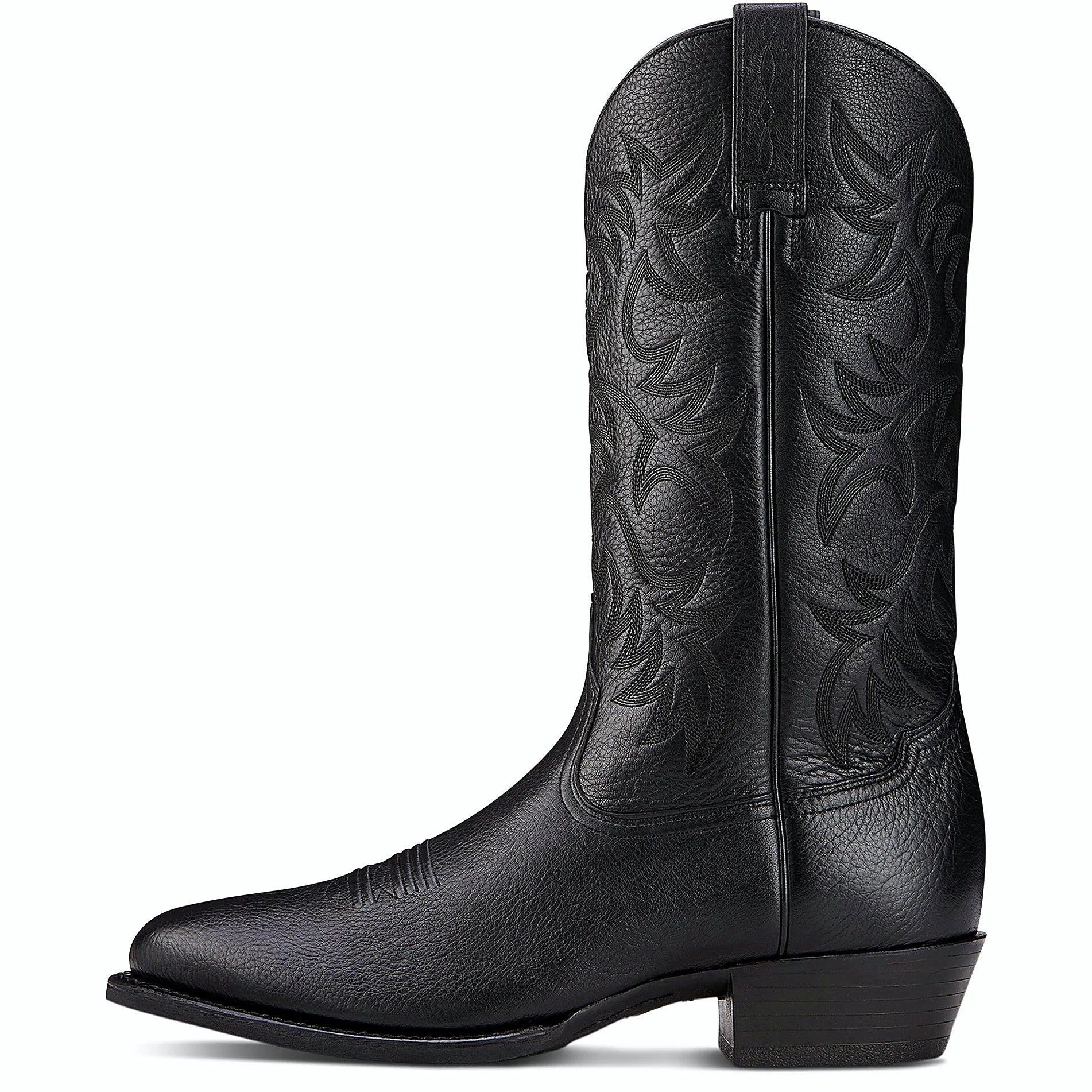 R toe cowboy boot with an angled cowboy heel